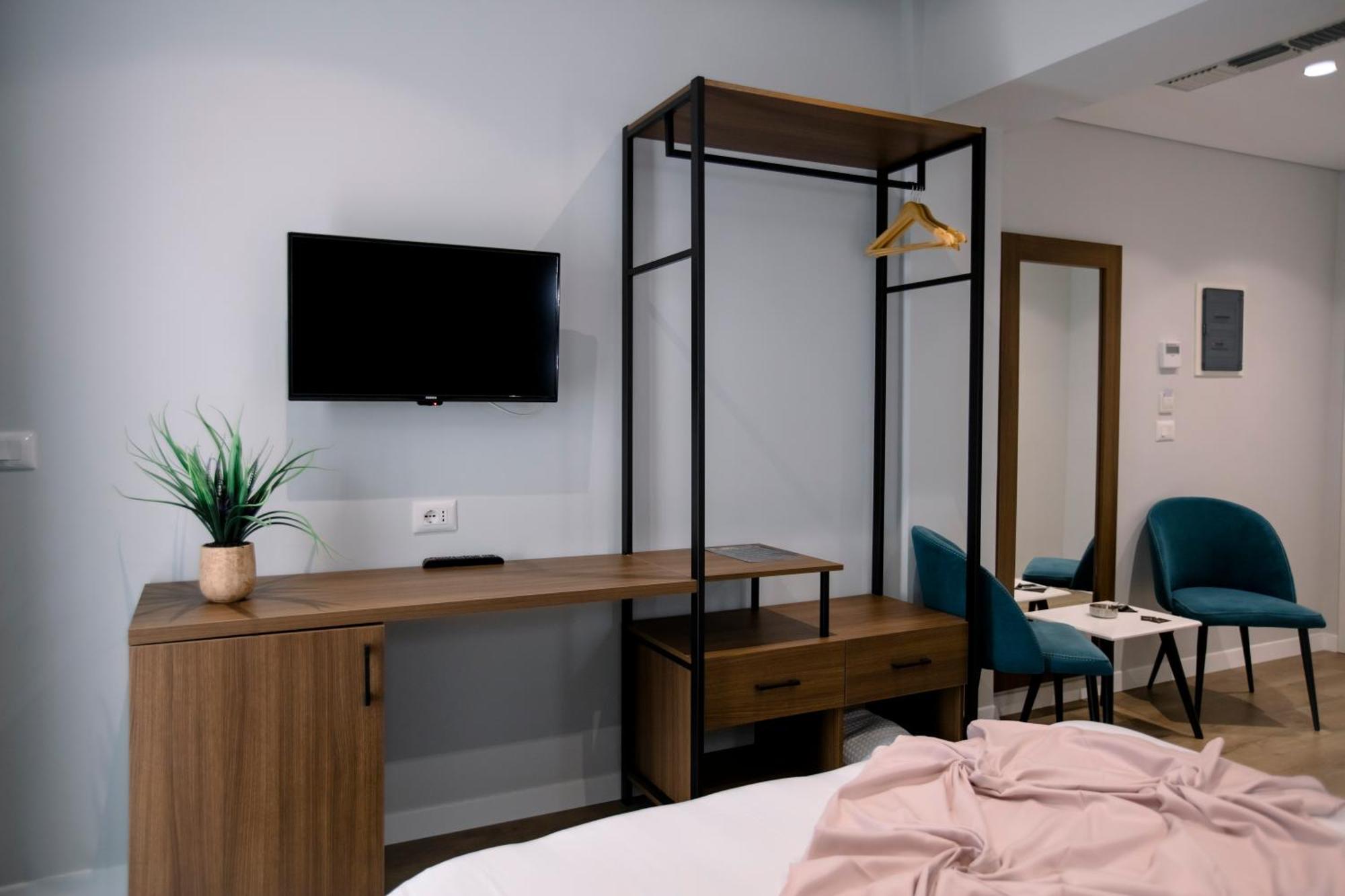 Hotel Olsi Саранде Екстериор снимка