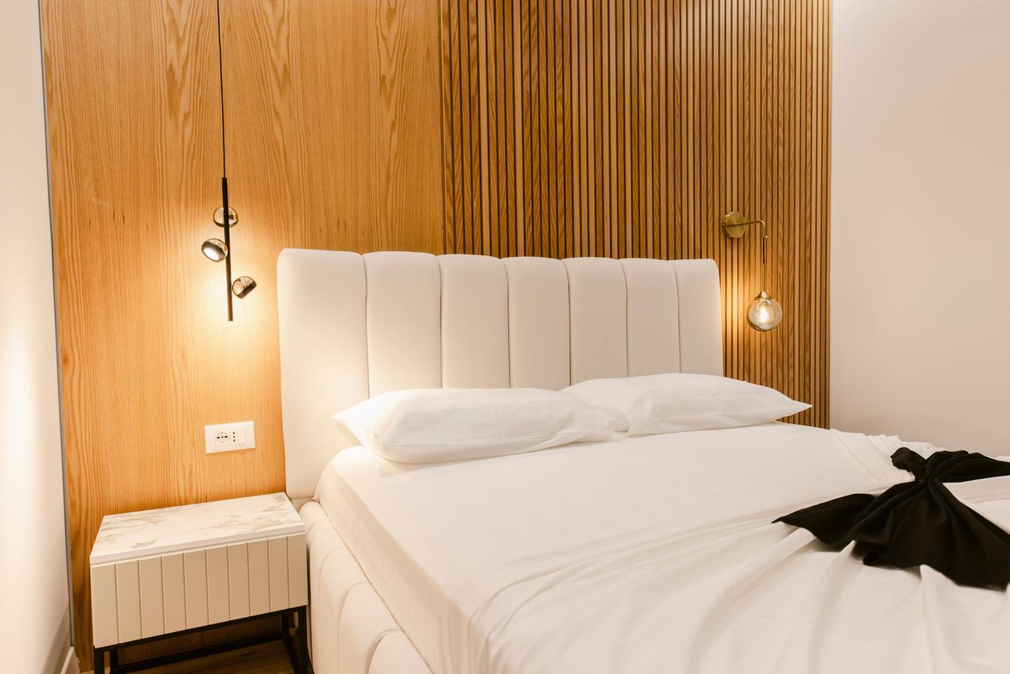 Hotel Olsi Саранде Екстериор снимка